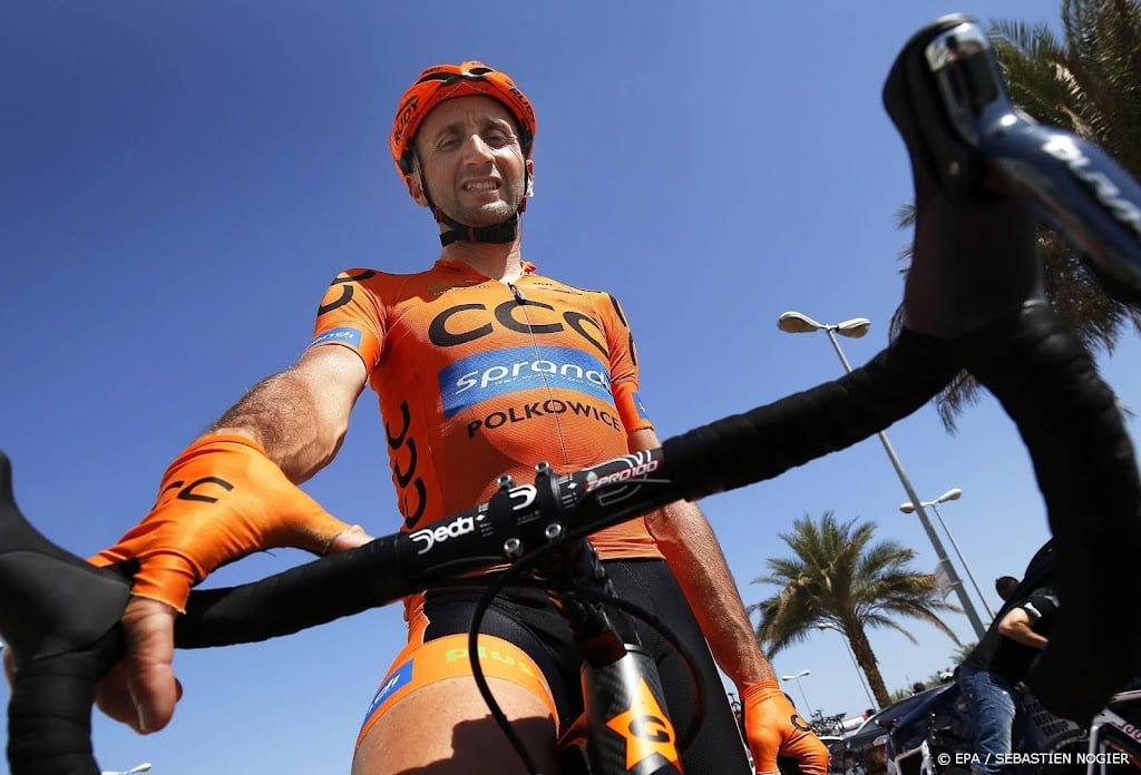 Dubbele beenbreuk Italiaanse wielrenner Rebellin