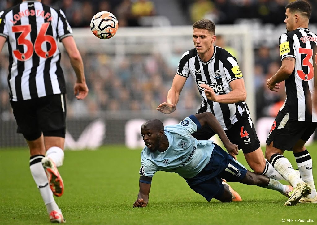 Botman houdt met Newcastle United punt over aan duel met AC Milan