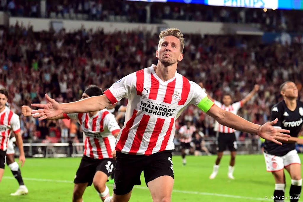 Aanvallers De Jong en Madueke keren terug in selectie PSV