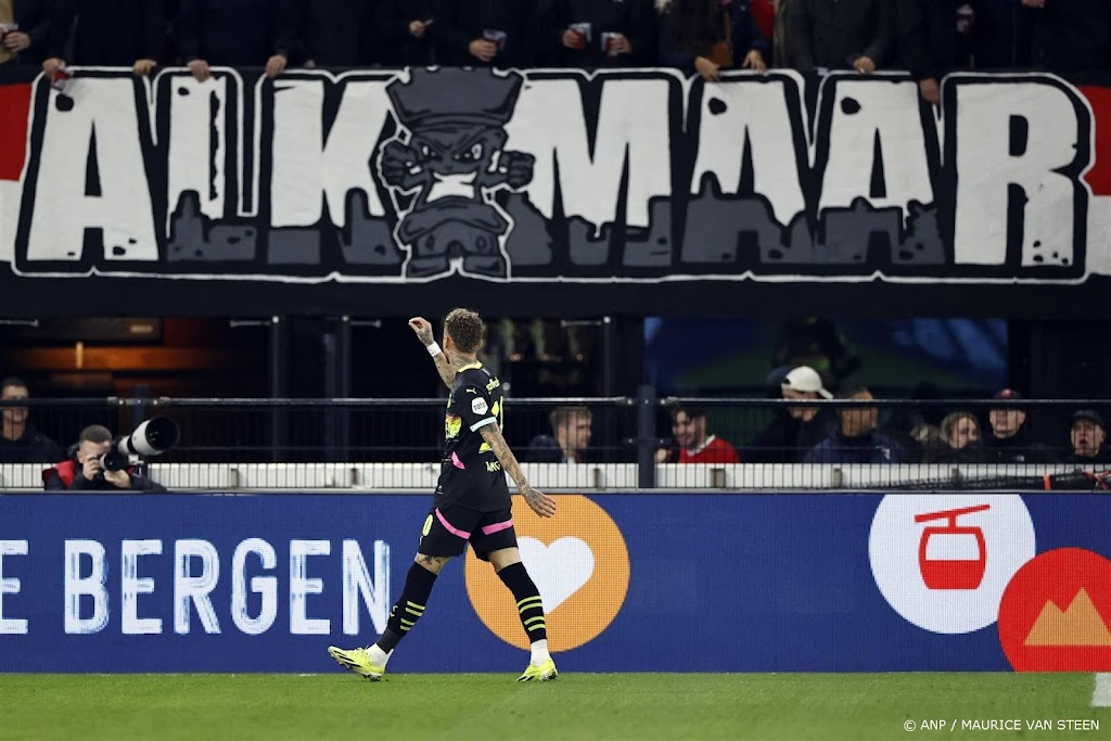 Bosz ziet 'geweldige' Lang in duel met AZ stappen maken