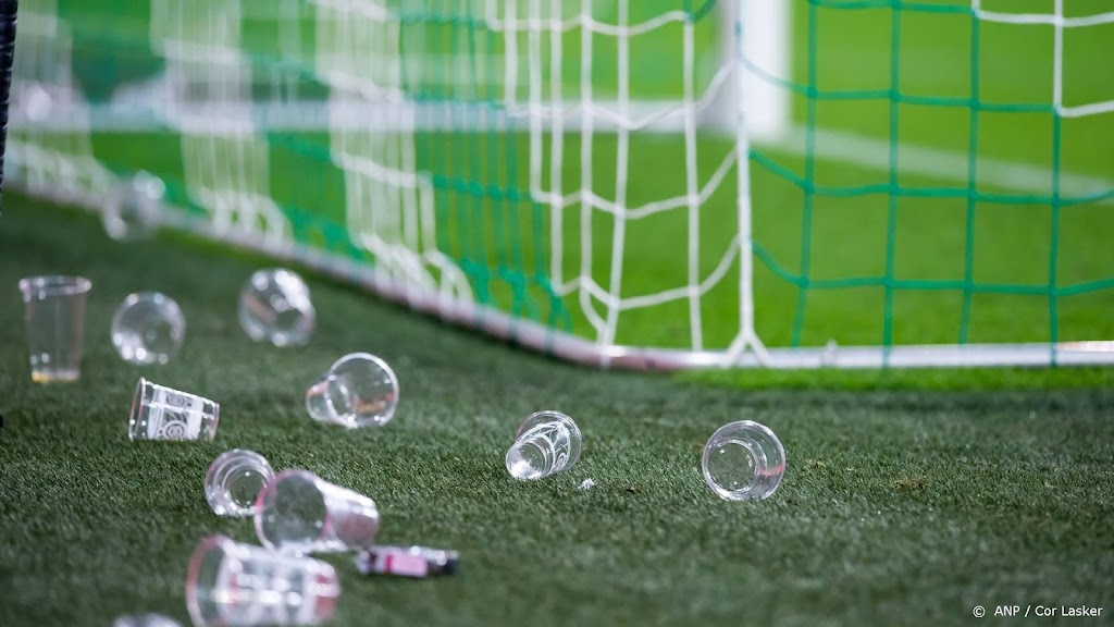 Hardere aanpak tegen voetbalgeweld en overlast rond stadions
