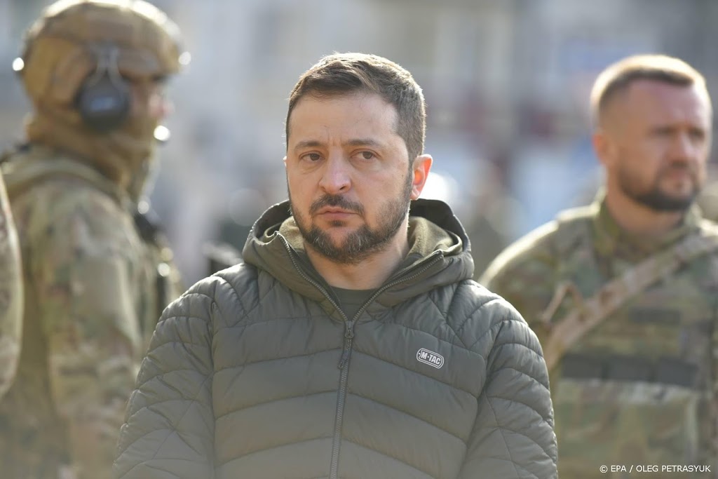 Zelenski: geen sprake van korte wapenstilstand met Rusland