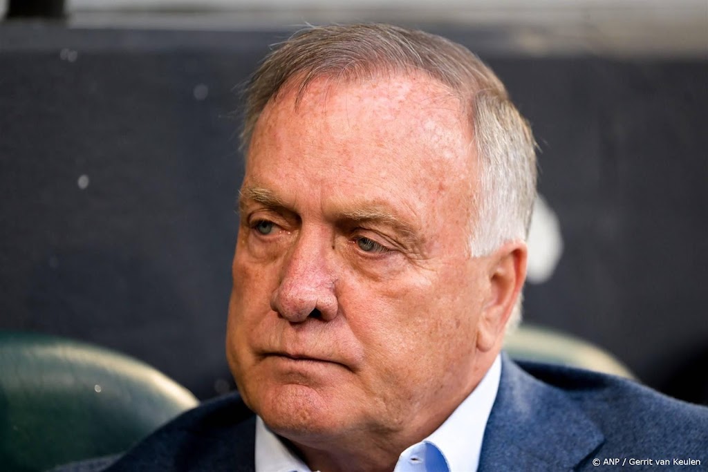 Bondscoach Advocaat plaatst zich met Curaçao voor Gold Cup
