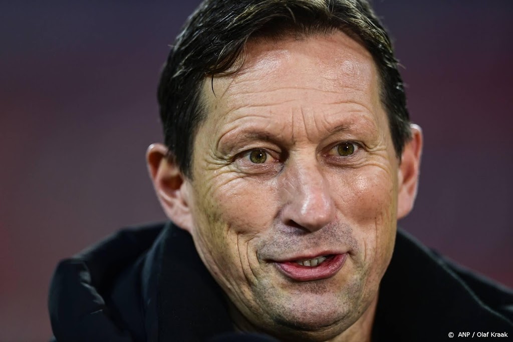 Coach Schmidt: PSV verdient het om bovenaan te staan