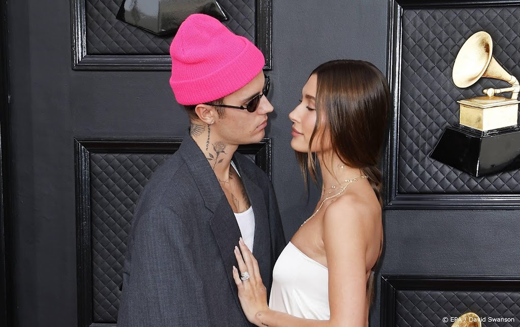 Justin Bieber noemt H&M-spullen met zijn hoofd erop 'troep'