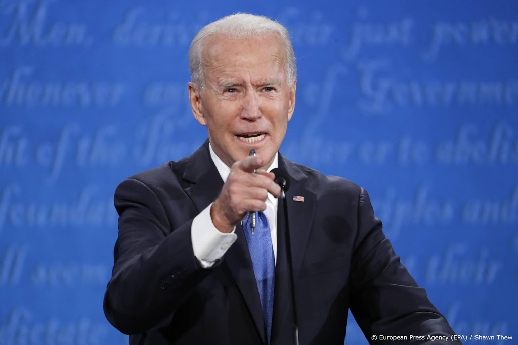 Biden in presidentiële tweet: direct hulp aan gezinnen VS