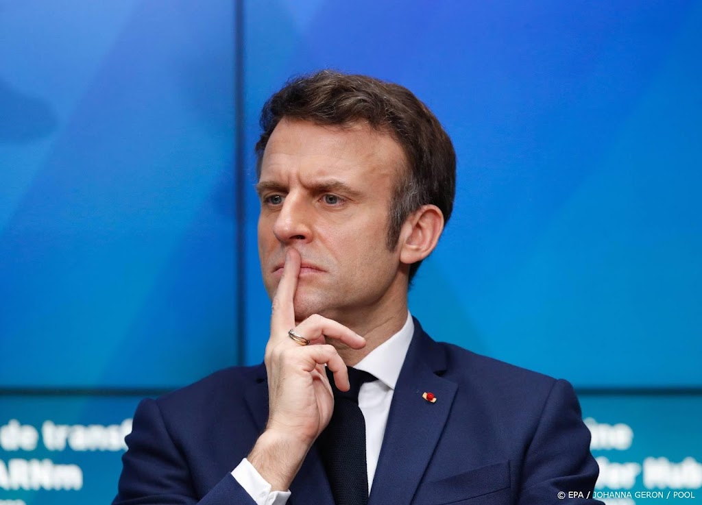 Macron en Poetin benadrukken belang diplomatieke oplossing