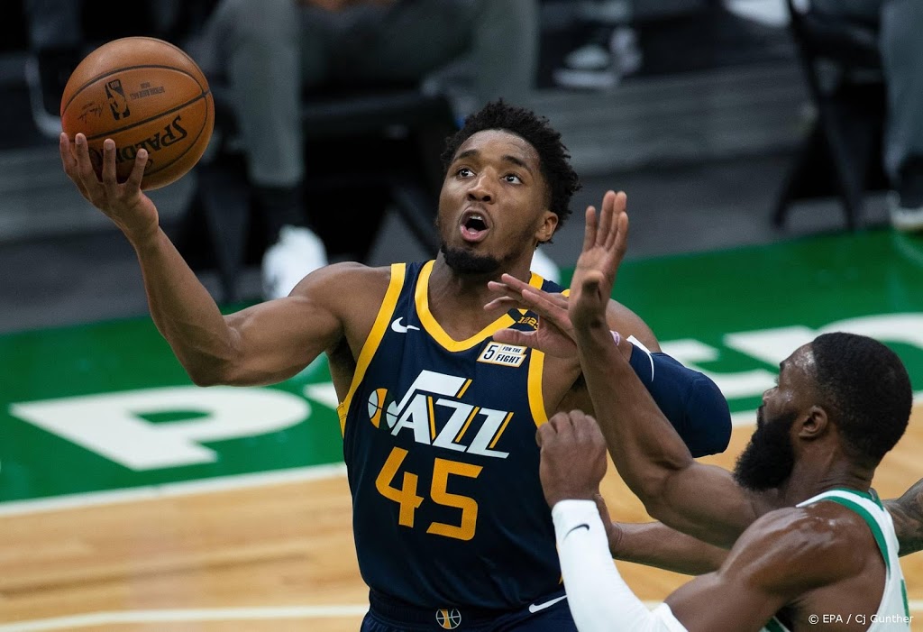 Basketballers Utah Jazz verstevigen koppositie in NBA