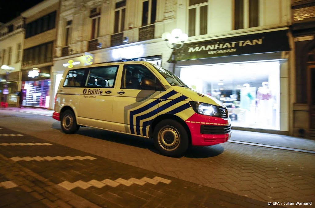 Auto rijdt in op groep carnavalsvierders in België: vier doden