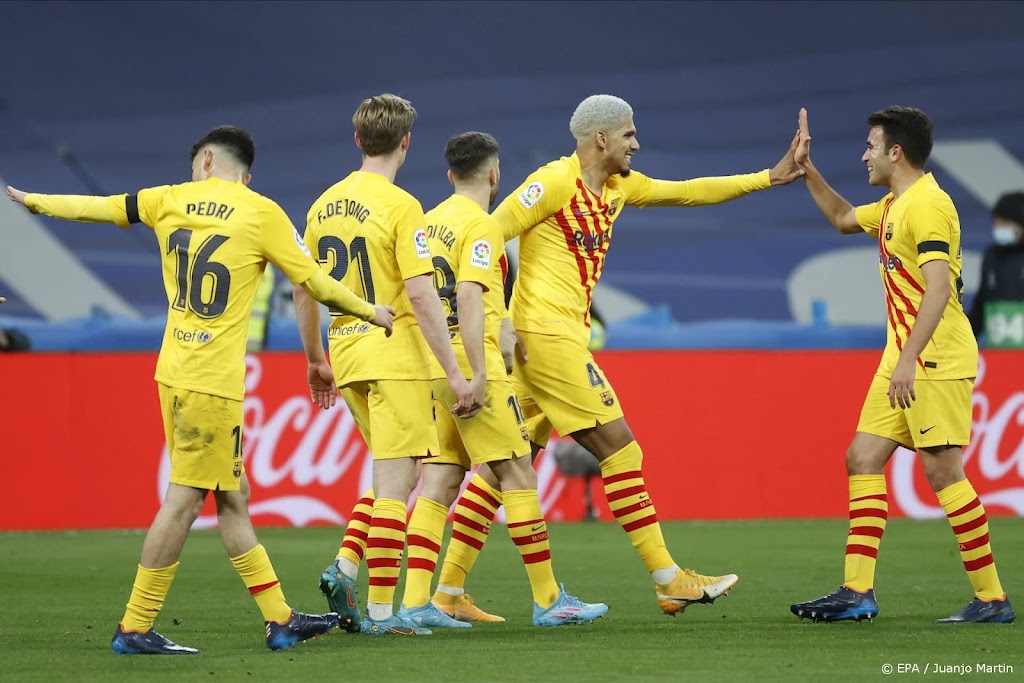 FC Barcelona zet Real in Madrid met liefst 4-0 te kijk