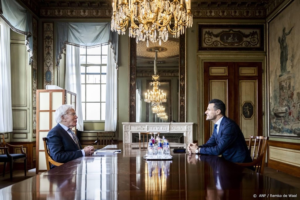 Azarkan (DENK) zet vraagtekens bij 'spel' van de informateur