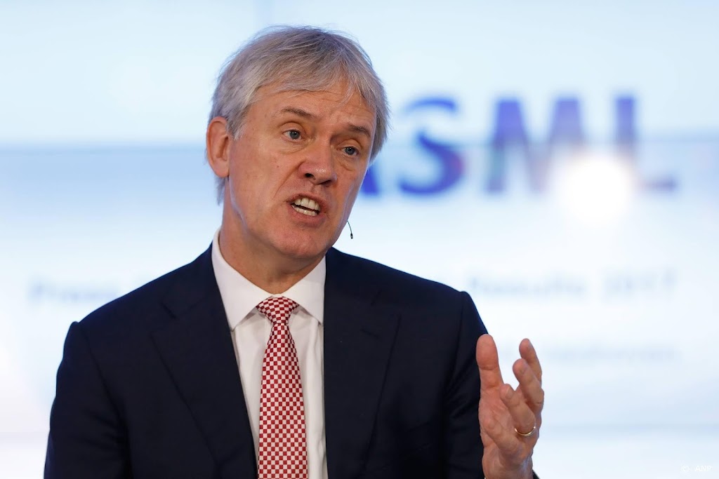 Chipmachinemaker ASML voelt grenzen productiecapaciteit