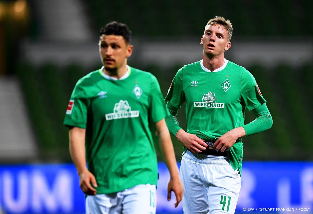 Bundesliga houdt minuut stilte voor coronaslachtoffers