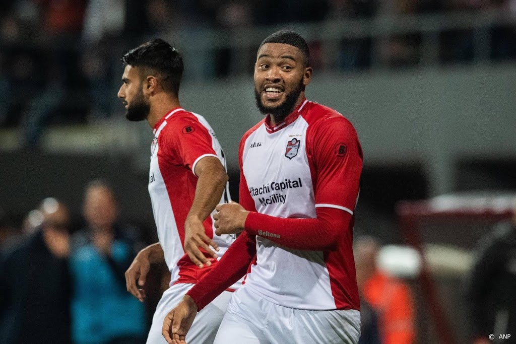 Aanvaller Arias verruilt FC Emmen voor VVV-Venlo