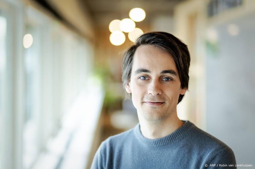 Klöpping stopt crowdfunding voor Twittergesprek op abri's