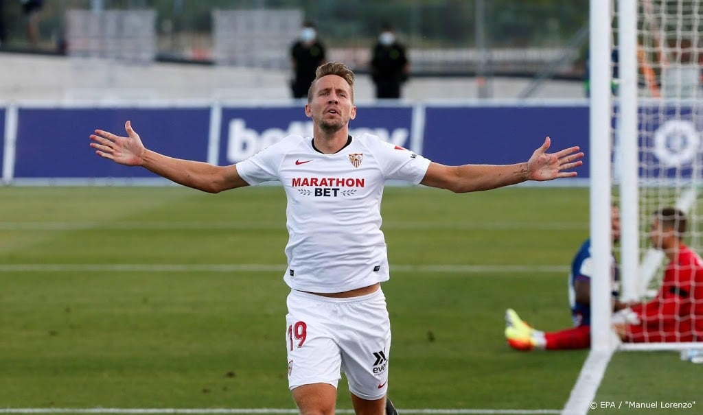 Sevilla met Luuk de Jong speelt gelijk tegen Barcelona