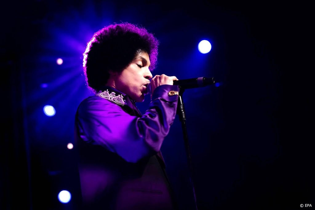 Gitaar van Prince verkocht voor 500.000 euro