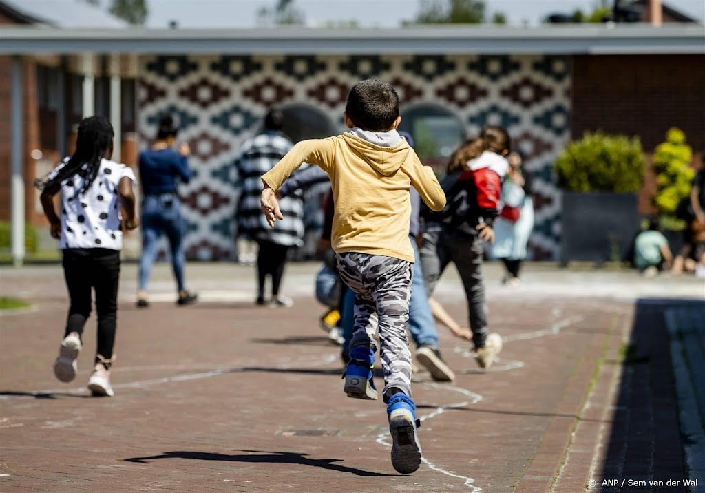 Oproep: schaf opvang uitgeprocedeerde kinderen in huidige vorm af