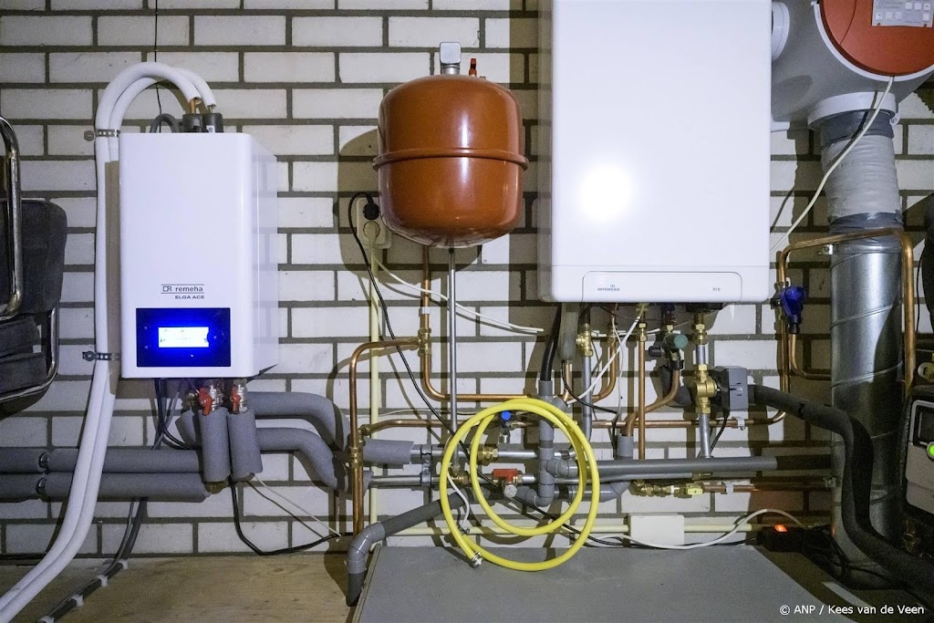 Amsterdam compenseert 2000 huishoudens voor hoge kosten warmtenet