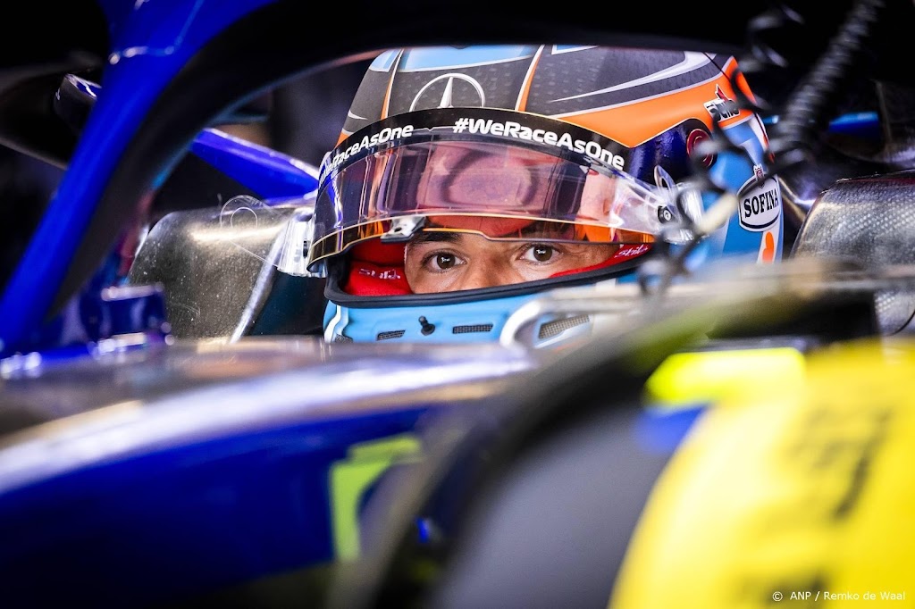 De Vries vervangt Hamilton in eerste vrije training GP Frankrijk
