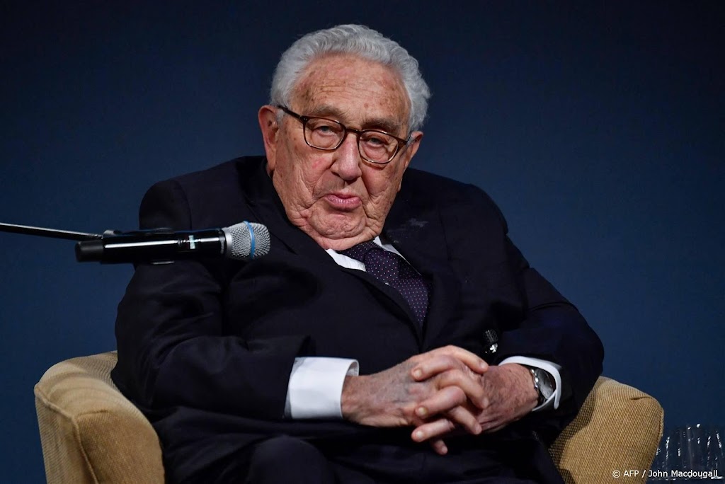 Chinese president ontvangt Amerikaanse oud-minister Kissinger 