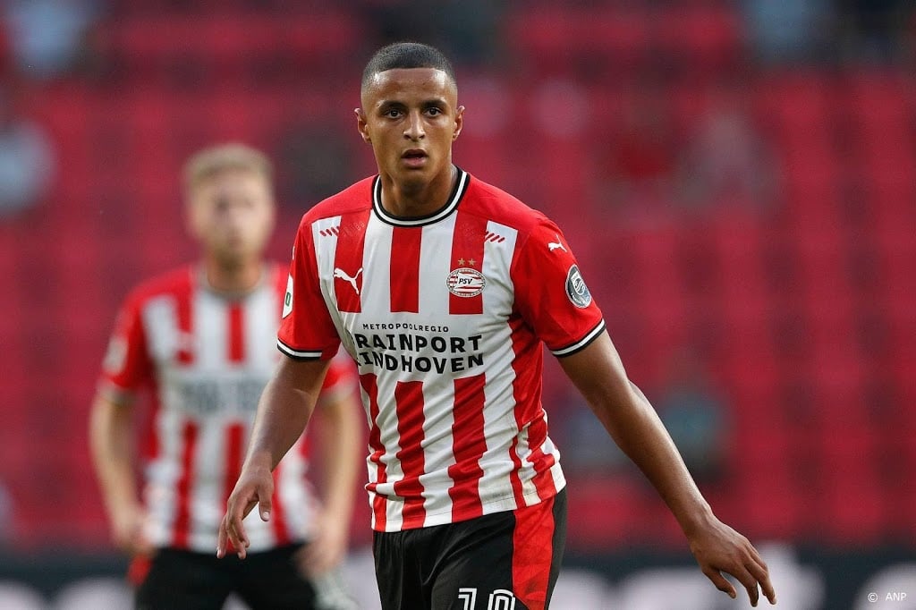 PSV oefent zaterdag tegen Eintracht Frankfurt