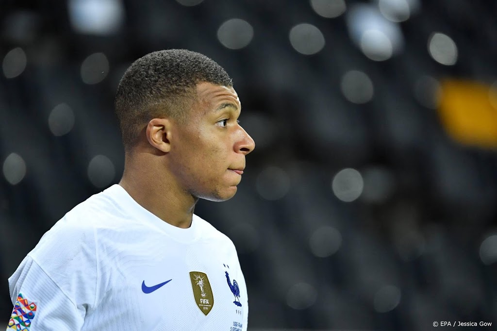 Teruggekeerde Mbappé leidt PSG langs Nice