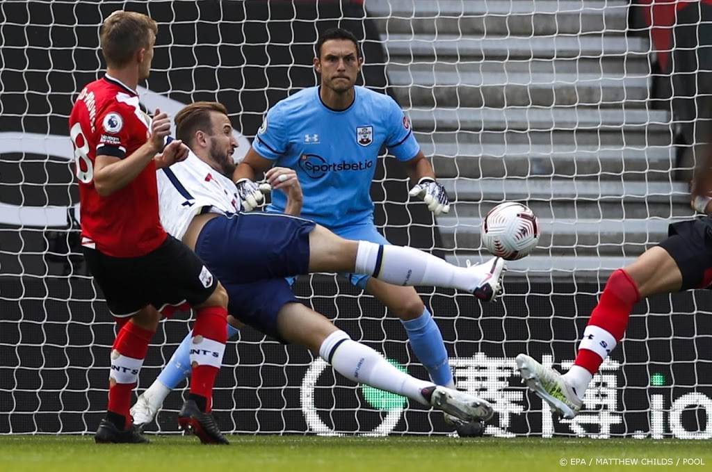 Spurs wint dankzij vier assists Kane en vier goals Son