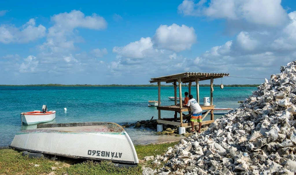 Bonaire voert zachte lockdown in