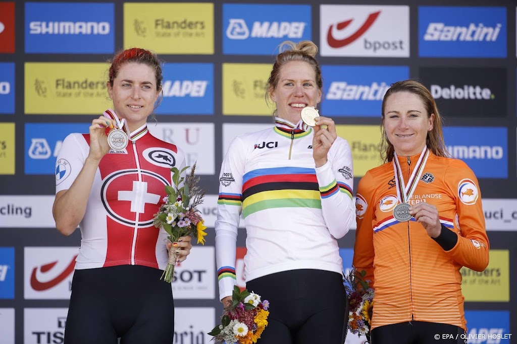 Van Vleuten gunt 'topatlete' Van Dijk de wereldtitel