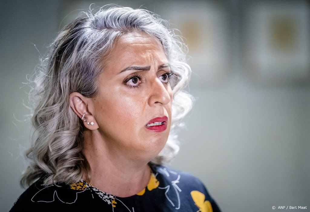 Gündoğan: kabinet heeft half jaar op handen gezeten