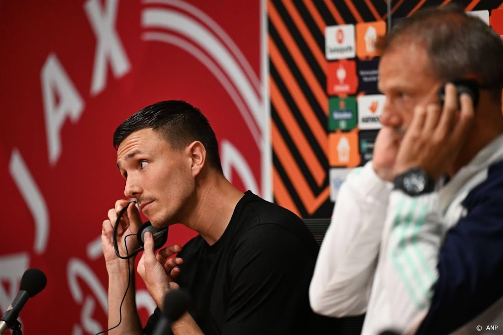 Reserveaanvoerder Berghuis probeert aankopen Ajax op te peppen