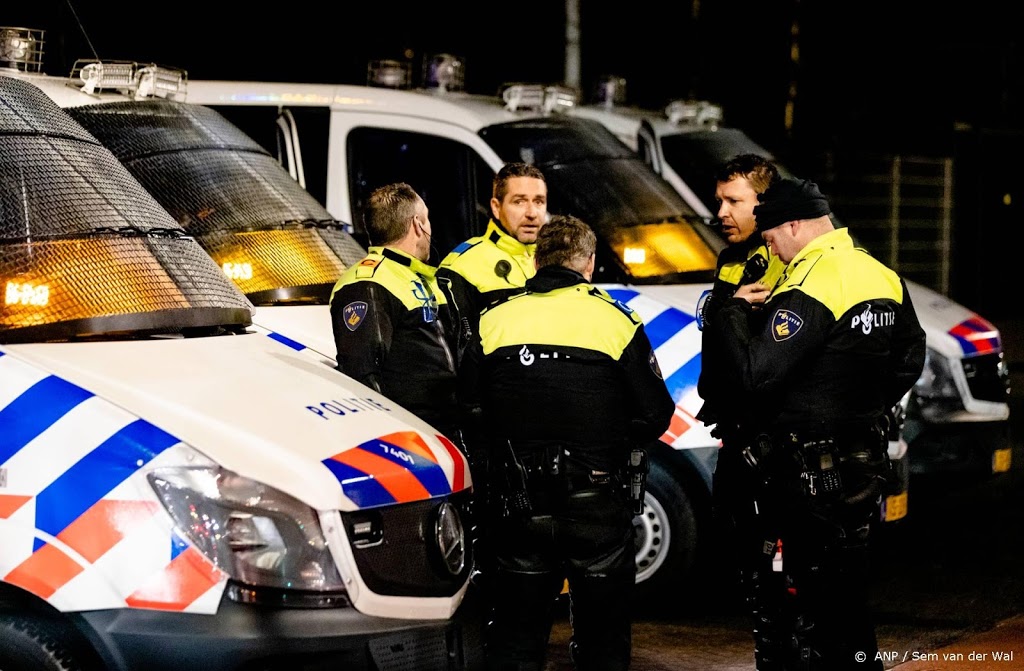 Negen aanhoudingen voor ordeverstoringen in Duindorp
