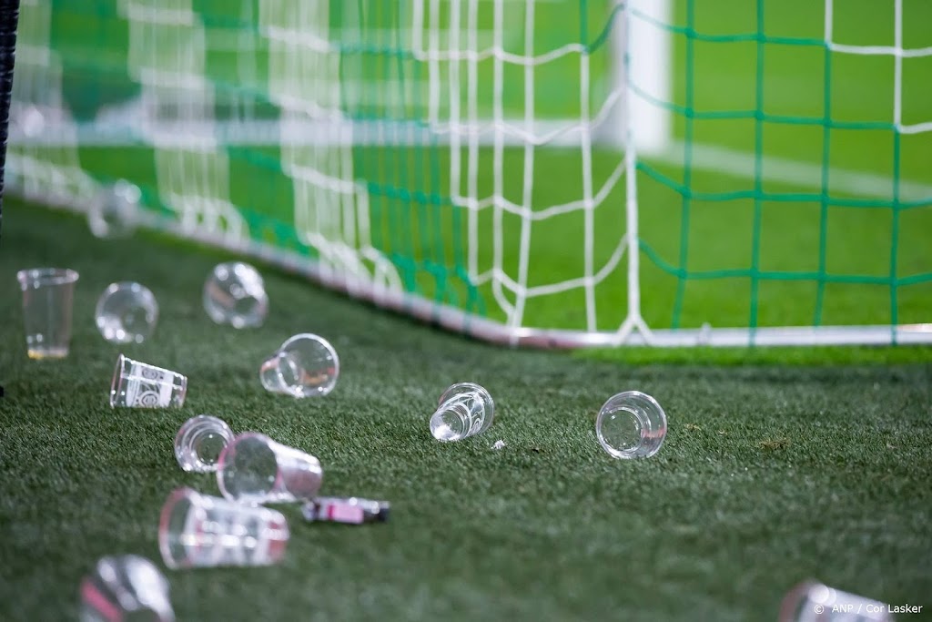 Toename tuchtzaken bij KNVB door wangedrag supporters