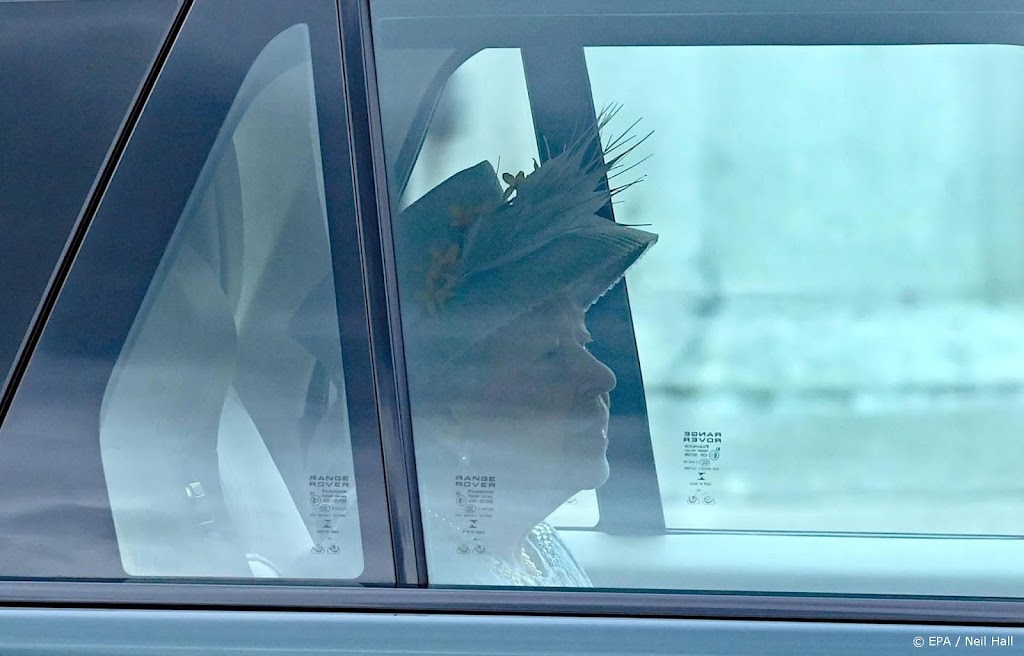 Koningin Elizabeth niet naar Noord-Ierland vanwege gezondheid