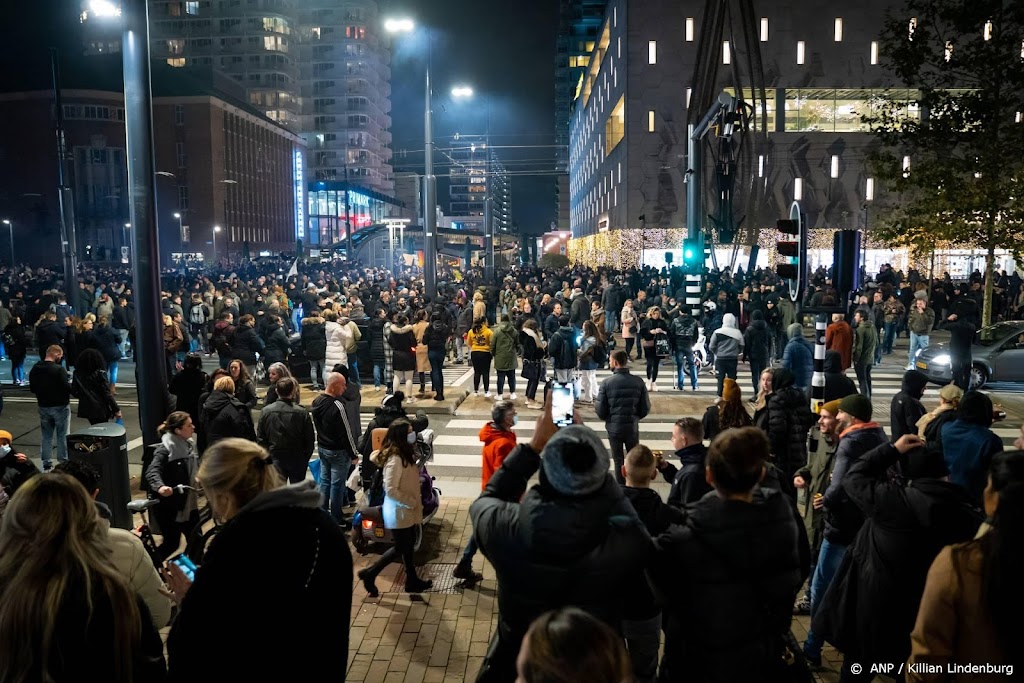 Journalist gewond na aanval bij ongeregeldheden in Rotterdam
