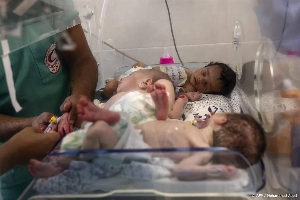 29 vroeggeboren baby's uit ziekenhuis Gaza aangekomen in Egypte