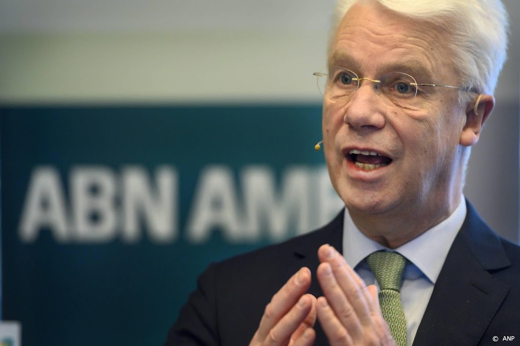 Ook oud-topman ABN AMRO Van Dijkhuizen verdachte in witwaszaak