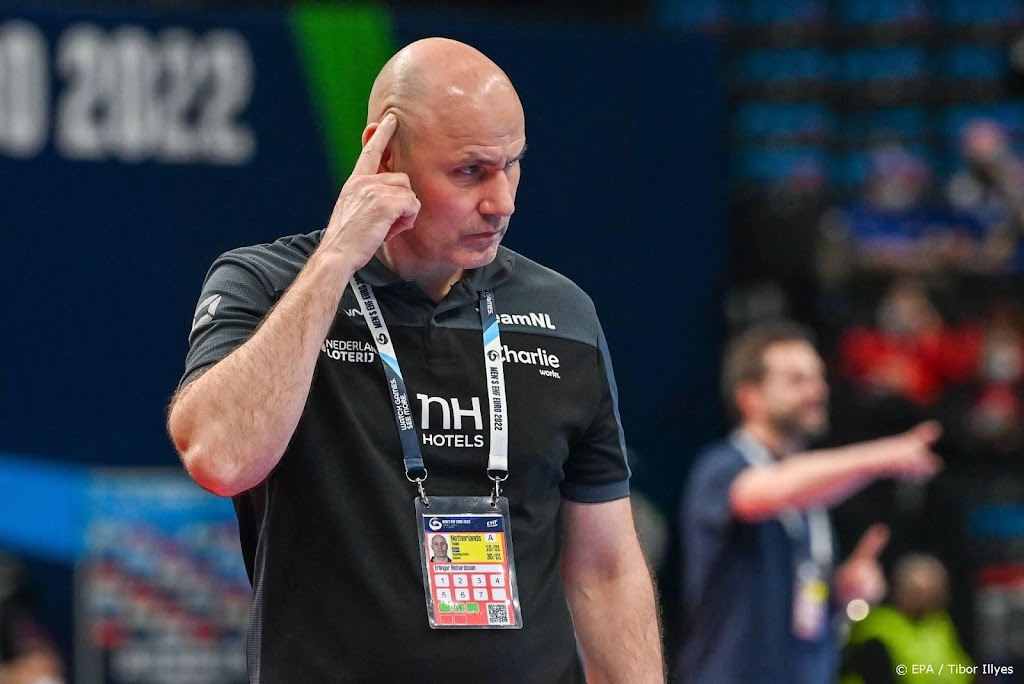 Door corona geplaagd handbalteam haalt nog een doelman naar EK