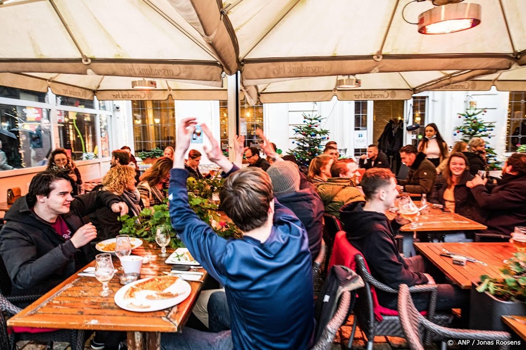 Belgische horeca nog een uur langer open, tot middernacht