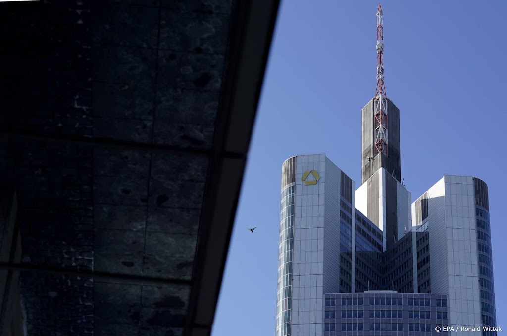 'Commerzbank rekent op vertrek 15 procent klanten'