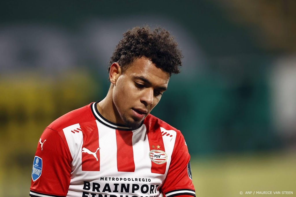 Malen, Götze en Max starten op de bank bij PSV