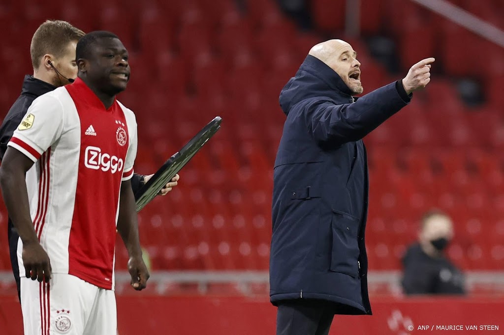 Ten Hag blijft strijden voor langer verblijf Brobbey bij Ajax