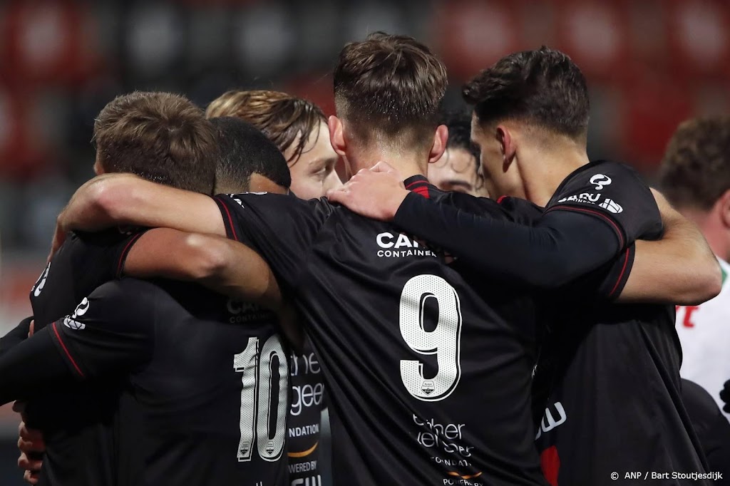 Excelsior derde na winst bij Jong Utrecht
