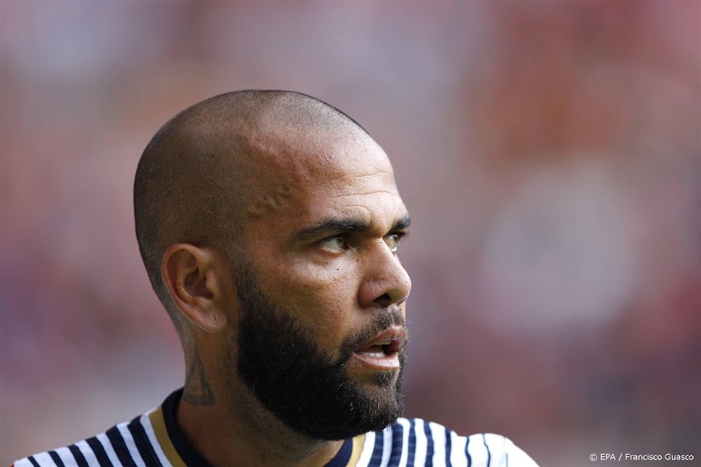 Voetballer Dani Alves blijft voorlopig in gevangenis
