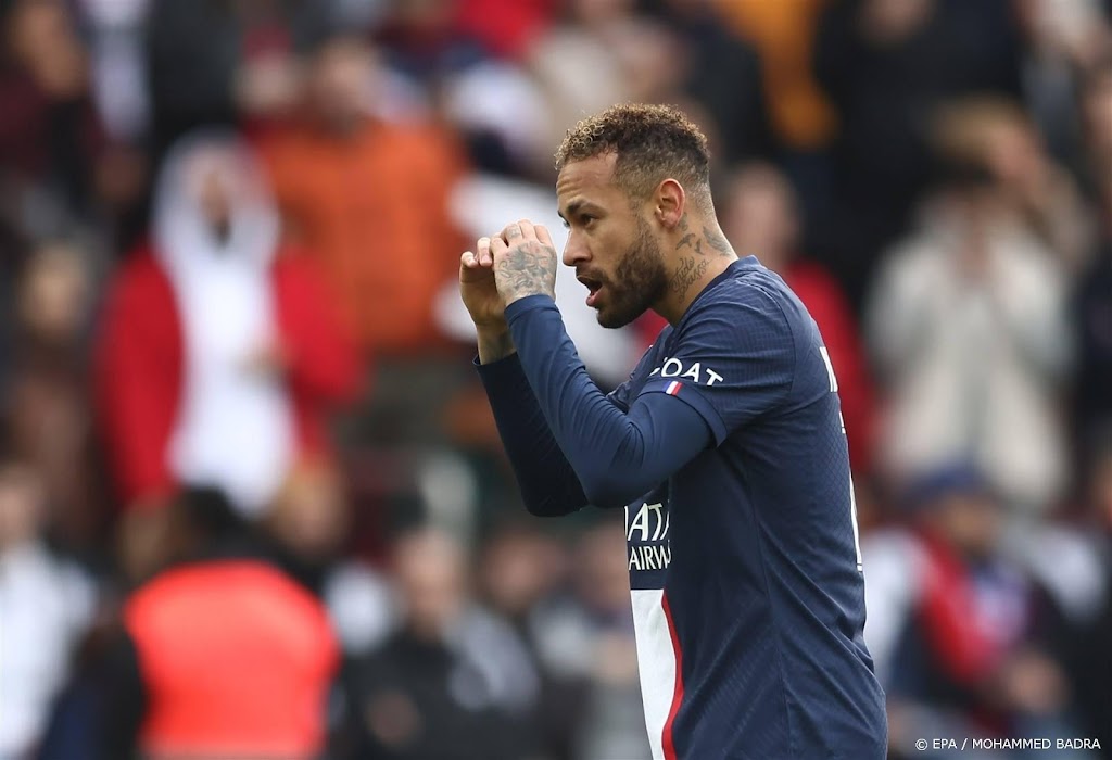 PSG meldt schade aan enkel bij Neymar