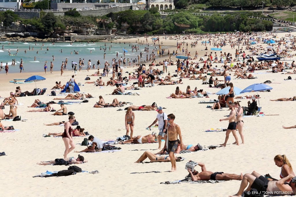 Australië sluit druk strand vanwege coronavirus