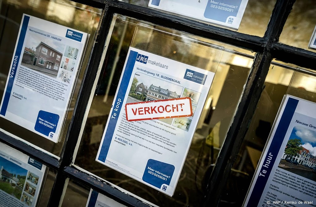 CBS: huizenprijzen iets minder hard gestegen in februari