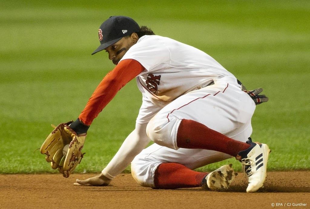 Eerste homerun Bogaerts meteen goed voor winst Red Sox
