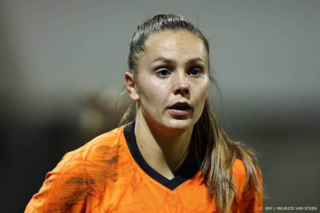 Terugslag voor voetbalster Martens in revalidatie